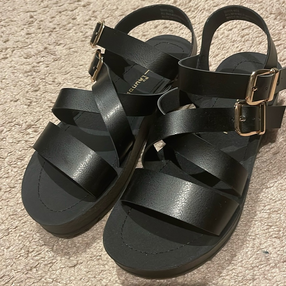 Chinese laundry black sandals